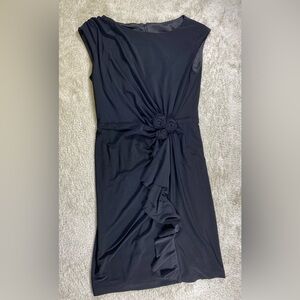 Jones, New York Women’s Dress Size 8 Black Sleeveless Flower Detail Used # 104